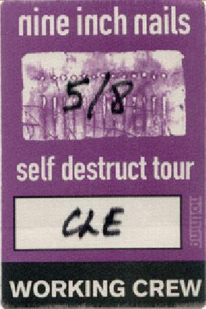 <a href='concert.php?concertid=227'>1994-05-08 - State Theatre - Detroit</a>