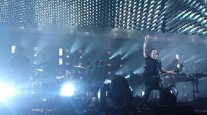 <a href='concert.php?concertid=903'>2013-11-08 - Staples Center - Los Angeles</a>