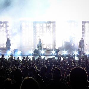 <a href='concert.php?concertid=970'>2014-08-02 - PNC Bank Arts Center - Holmdel</a>