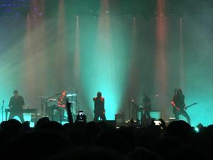 <a href='concert.php?concertid=1046'>2018-12-03 - Bill Graham Civic Auditorium - San Francisco</a>