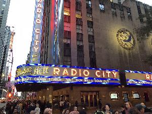 <a href='concert.php?concertid=1029'>2018-10-13 - Radio City Music Hall - New York</a>