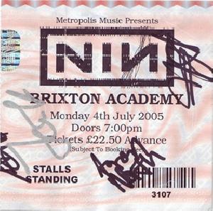 <a href='concert.php?concertid=498'>2005-07-04 - Brixton Academy - London</a>